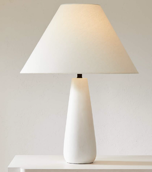 Polar ivory plaster coated table lamp STS