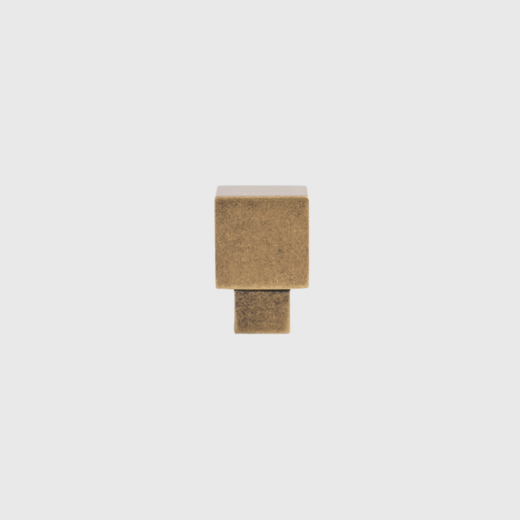 Antique Cubic knob