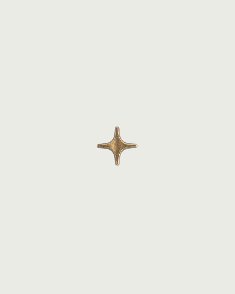 The crossbeam one brass knob