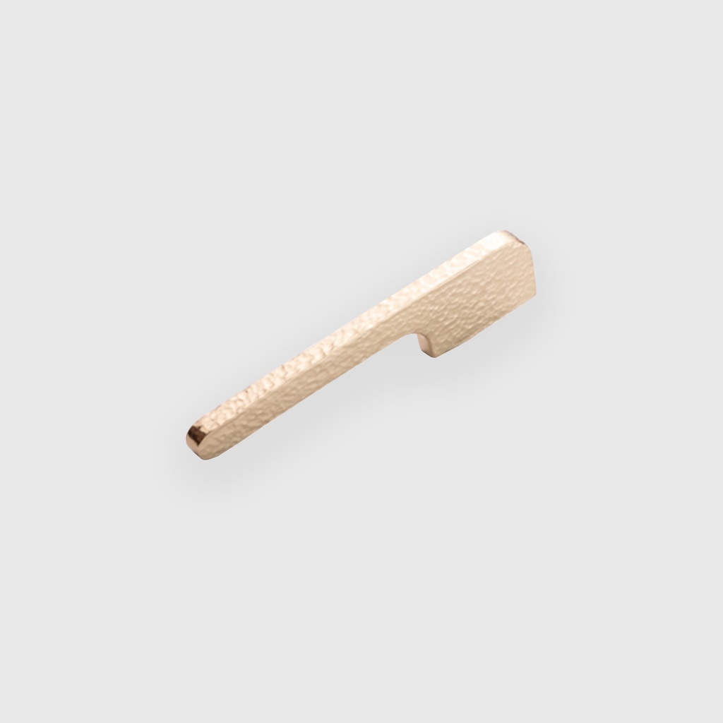 Multi-Reflective Hammered Knife Pull 